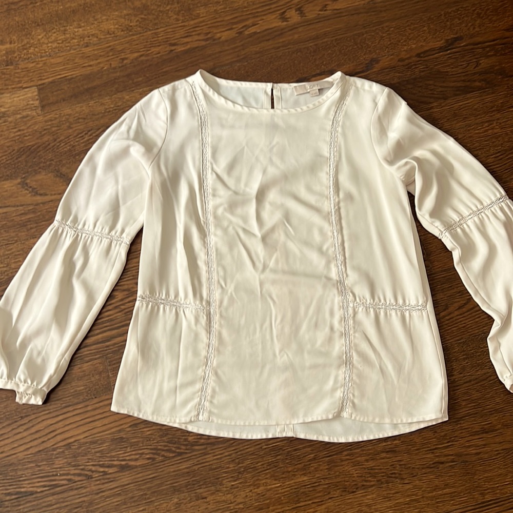 LOFT XS Ivory blouse